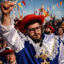 Fantasias de mosqueteiro para homens