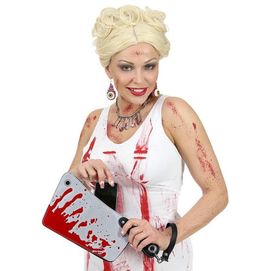 Saco de faca sangrento.