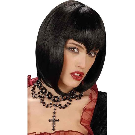 Colar gótico com pérolas pendentes em cruz.