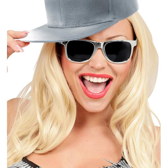 Óculos de festa prateados e dourados