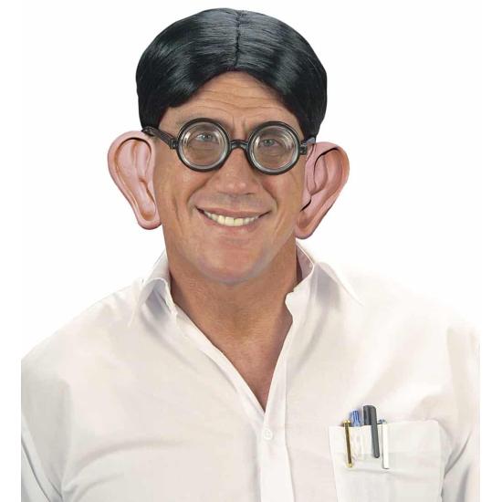 Orelhas gigantes engraçadas.